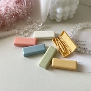 Salt-colored Contact Lens Remover Tool