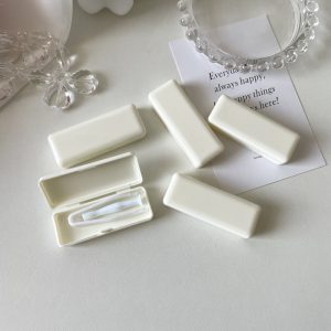 Salt-colored Contact Lens Remover Tool